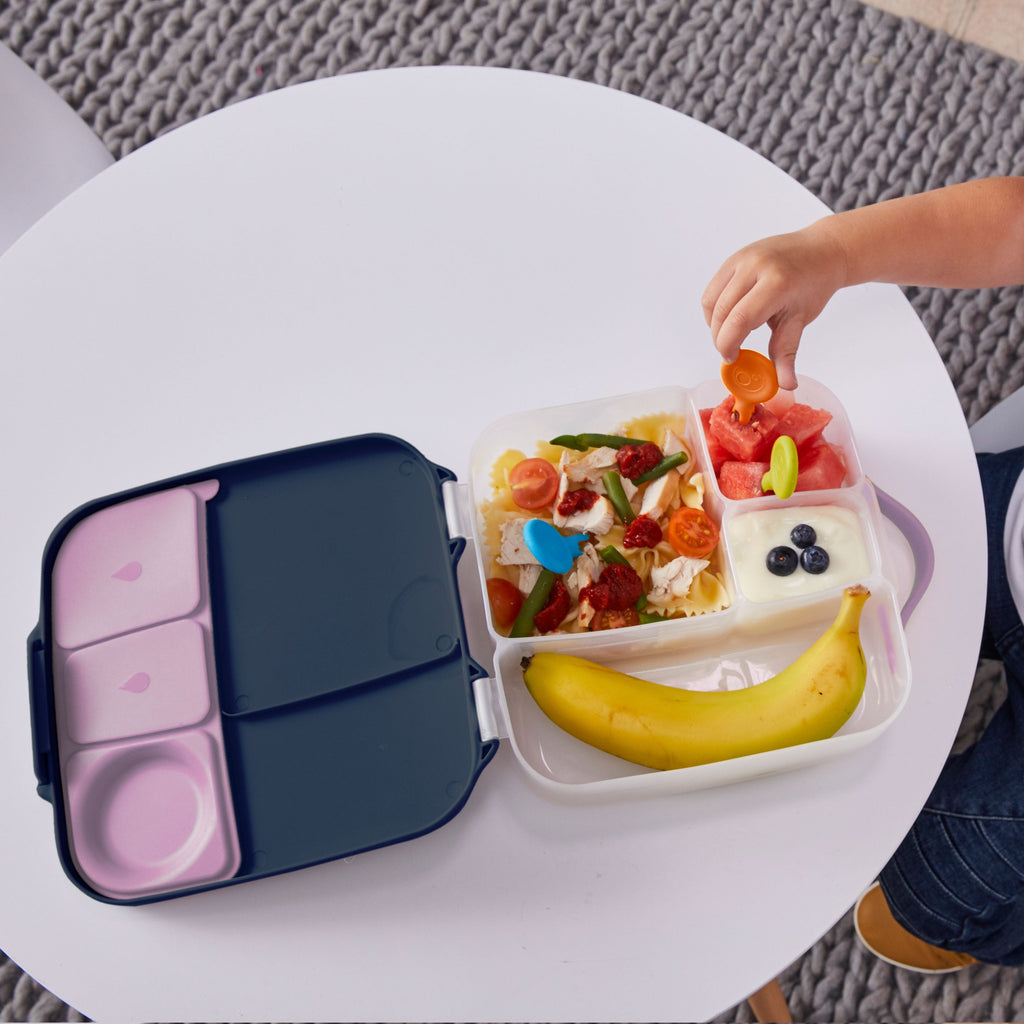 child with lunchbox - blue slate - b.box for kids